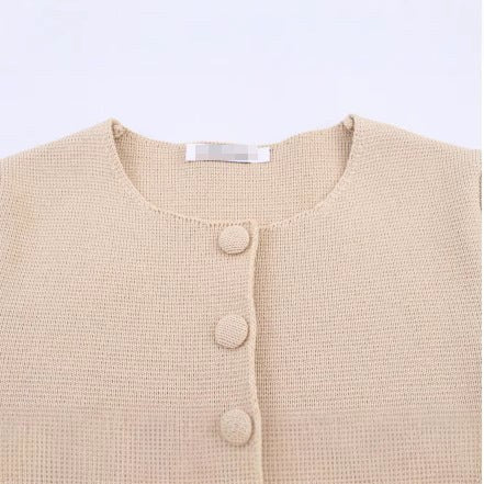 Mabel Blouse with Short Sleeve and Ruffles