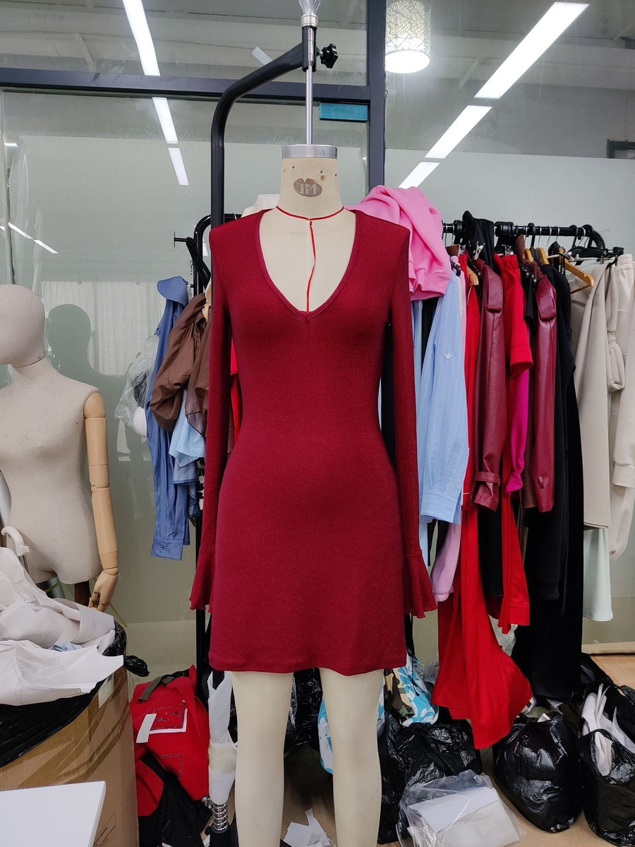 Mae Elegant Knit Dress with V-Neck in Red