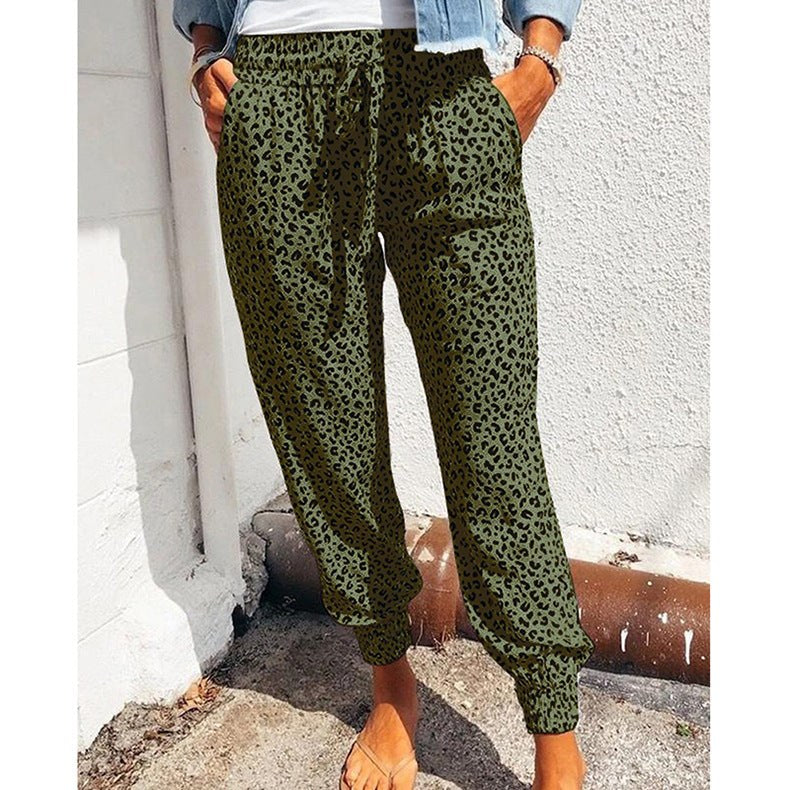 Mae Elegant Trousers with Elastic Waist in Green