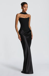 Agnes Maxi Dress – Black