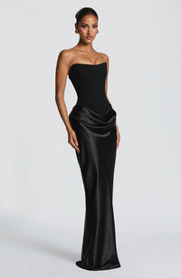 Agnes Maxi Dress – Black
