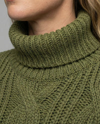 Magnolia Comfortable Sweater in Green