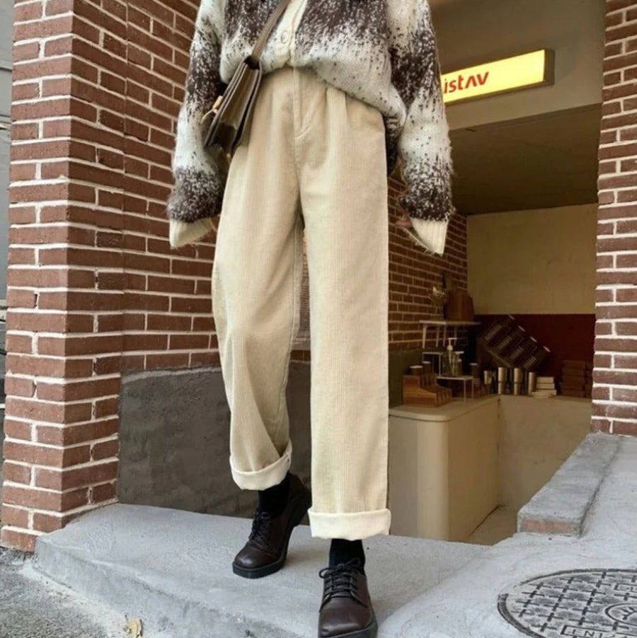 Magnus Casual Corduroy Trousers in Beige