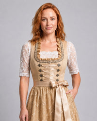 Mara Dirndl