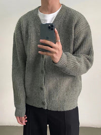 Mariana Elegant Knit Cardigan in Black