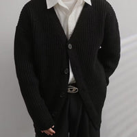 Mariana Elegant Knit Cardigan in Black