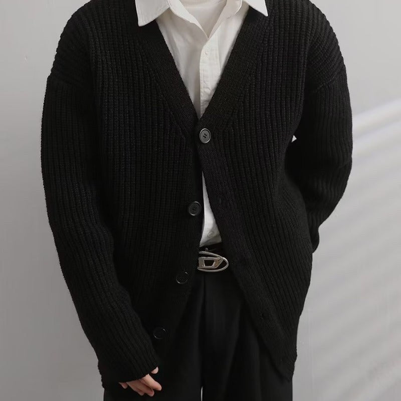 Mariana Elegant Knit Cardigan in Black