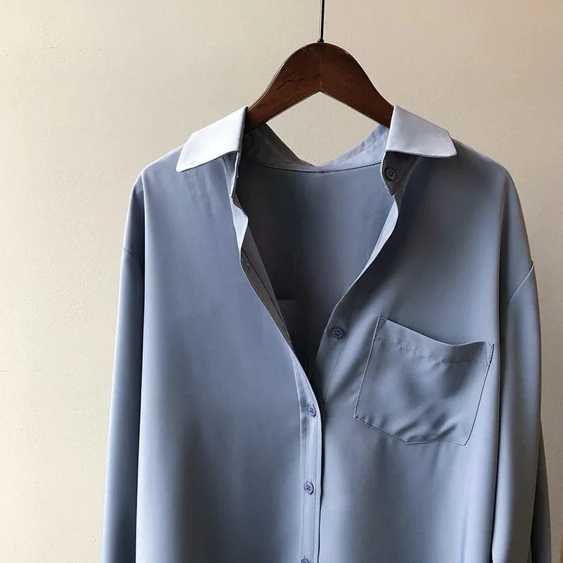 Marlowe Women's Long Sleeve Button-Up Blouse in Blue