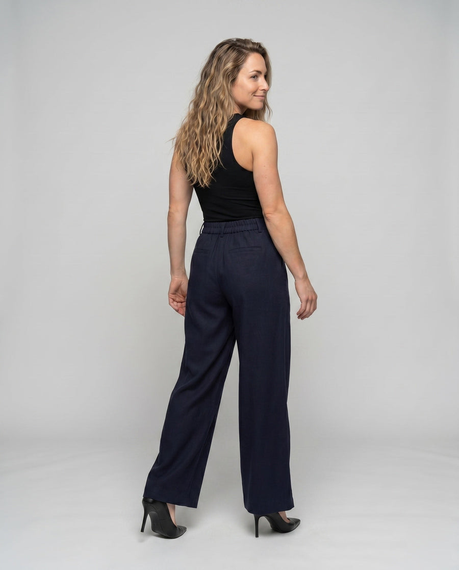 Marta Elegant Linen Trousers with Pleated