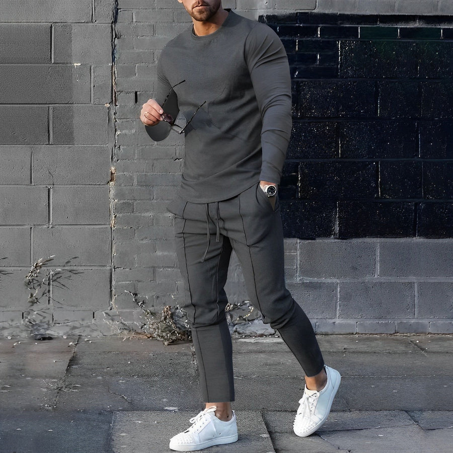 Mathis Sweater in Dark Grey