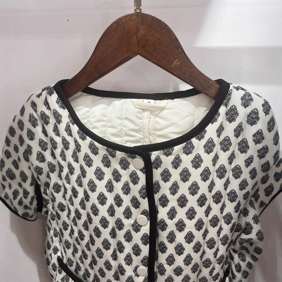 Meera Elegant Jacket