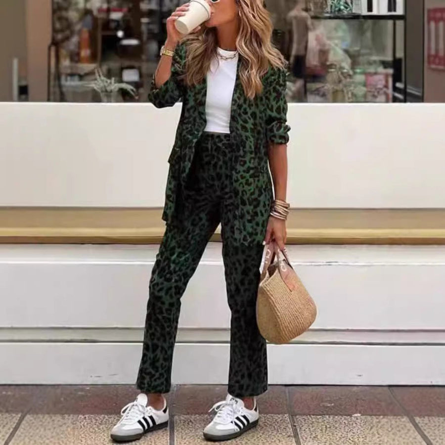 Melina Elegant Suit