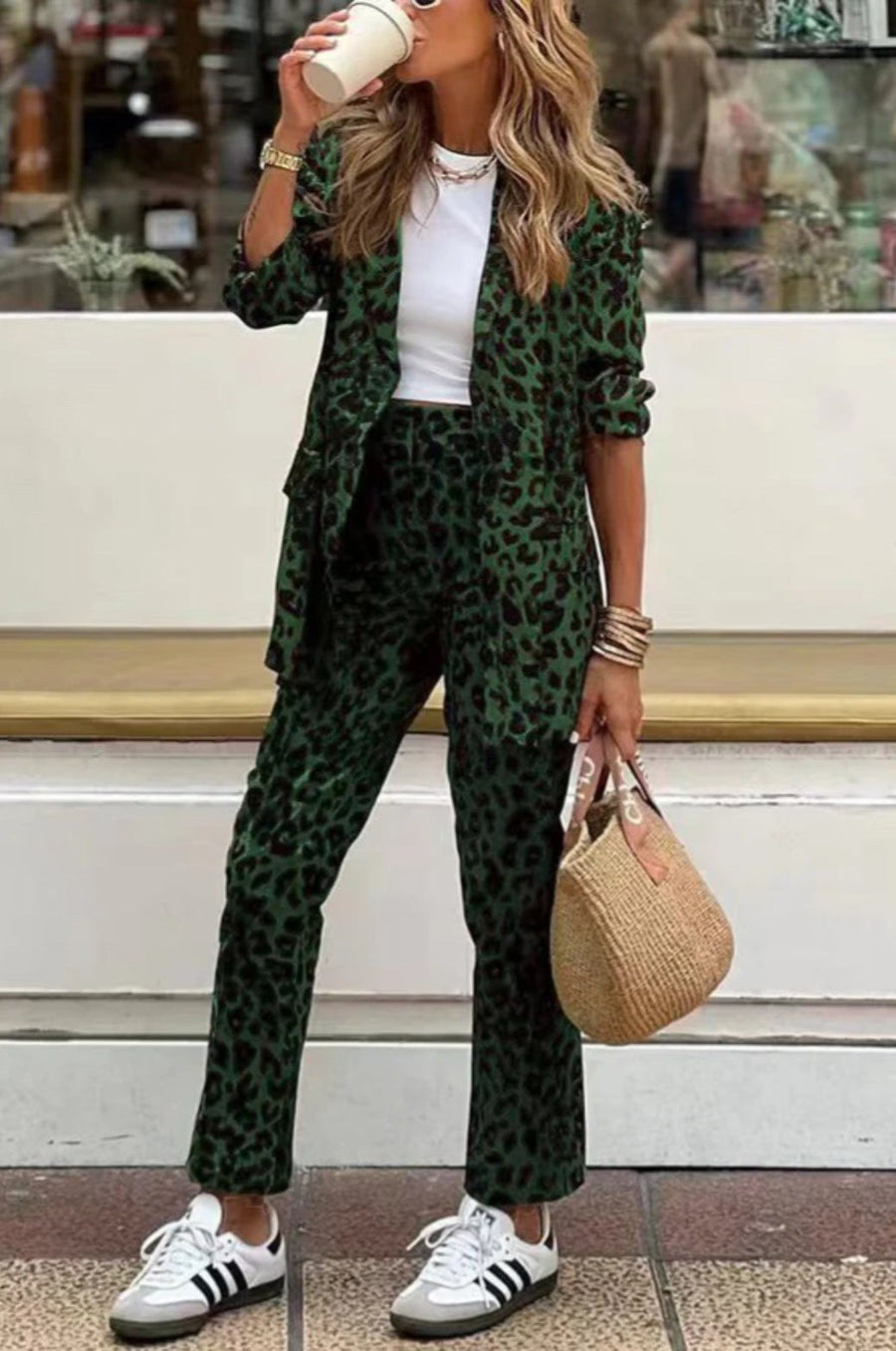 Melina Elegant Suit in Green