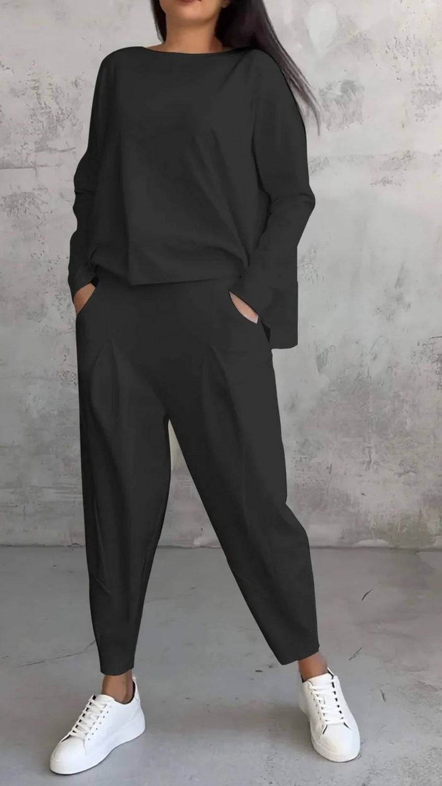 Melody Casual Suit in Black