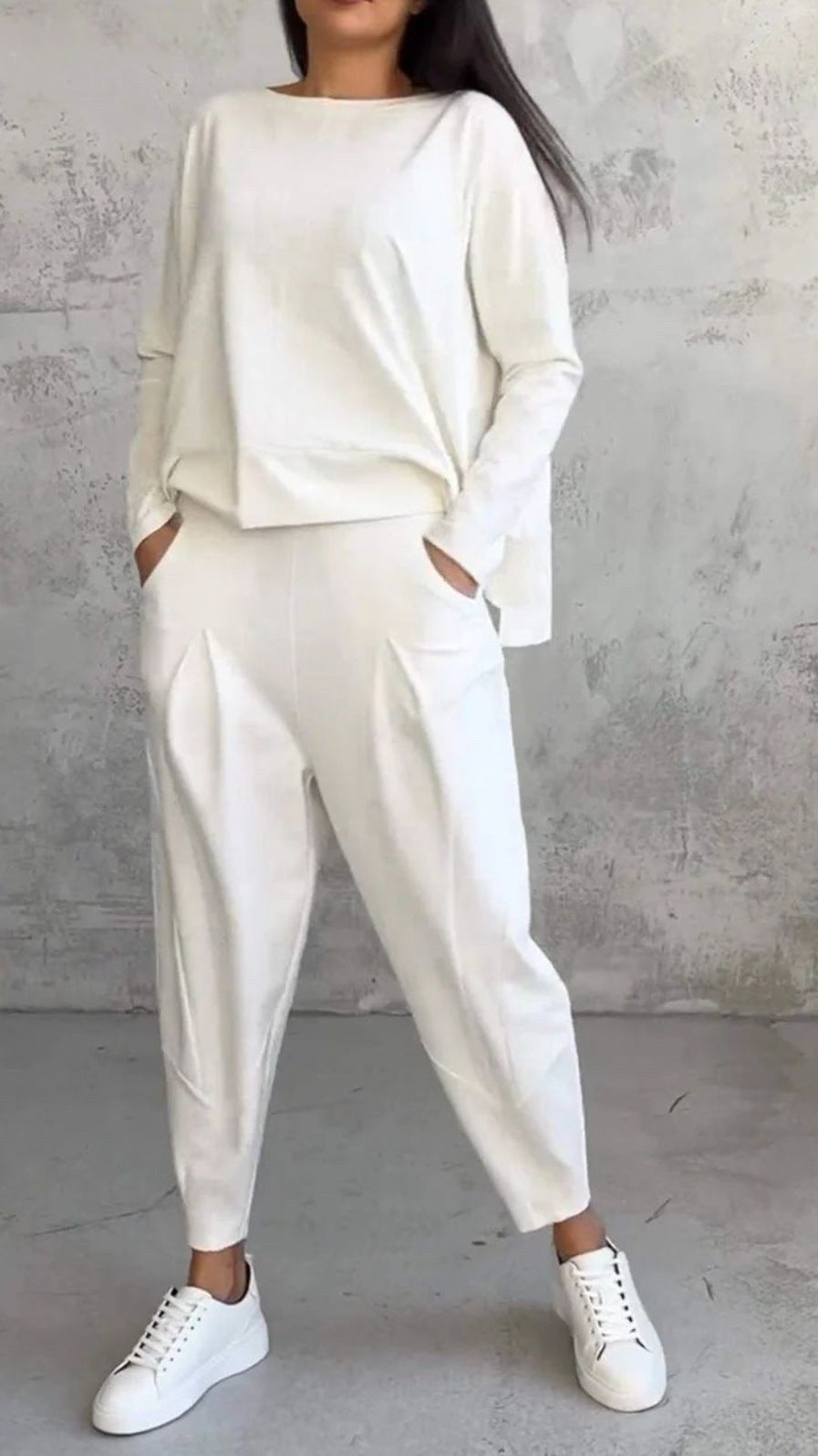 Melody Casual Suit in White