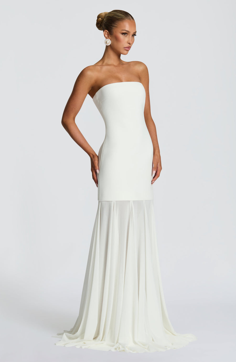Evangeline Gown – Ivory