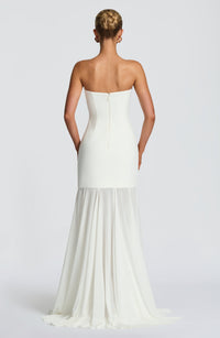 Evangeline Gown – Ivory