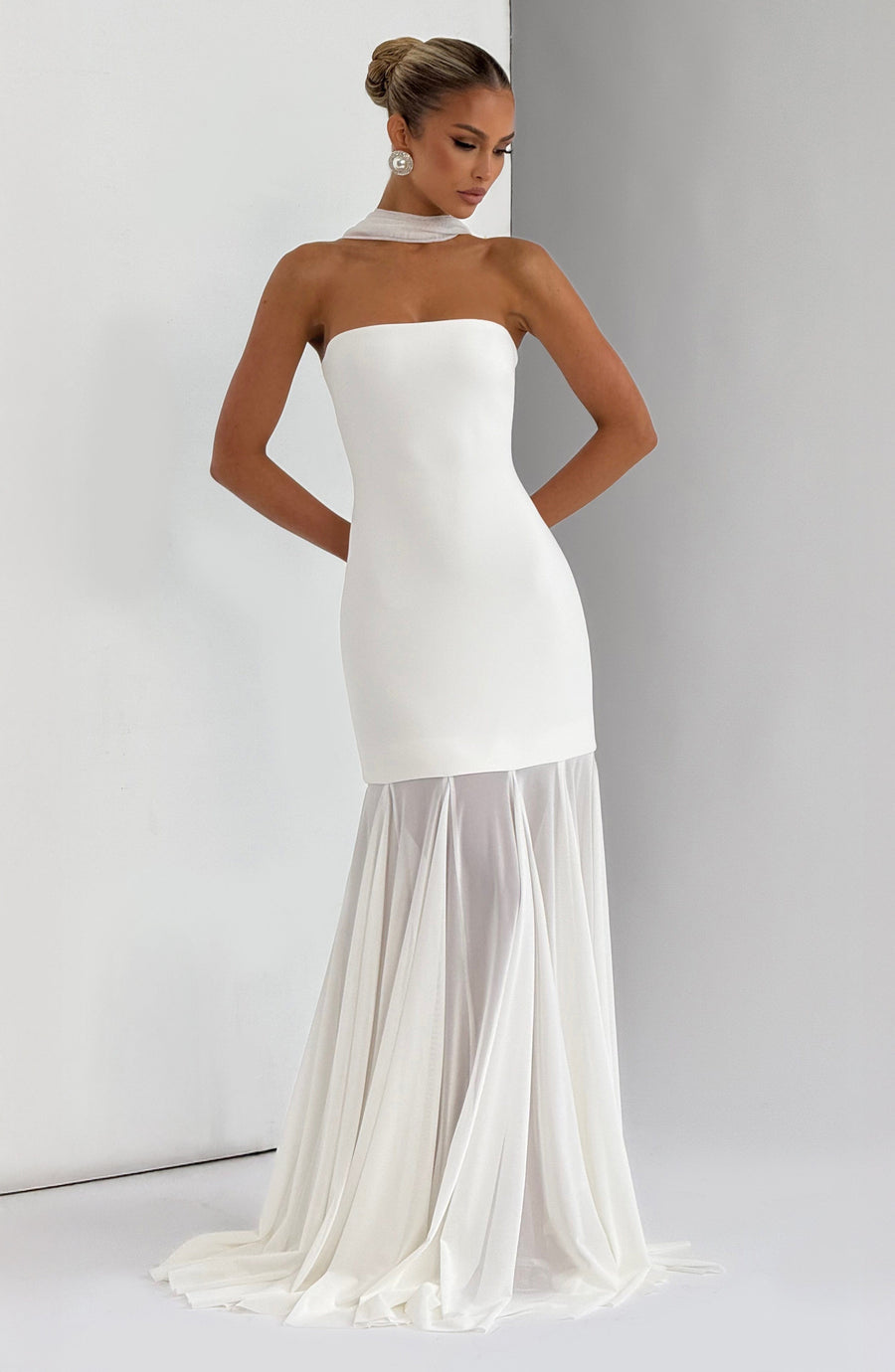Evangeline Gown – Ivory