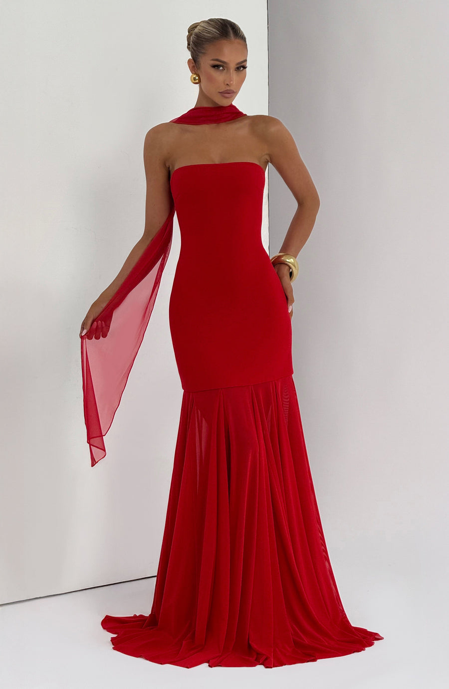 Evangeline Gown – Red