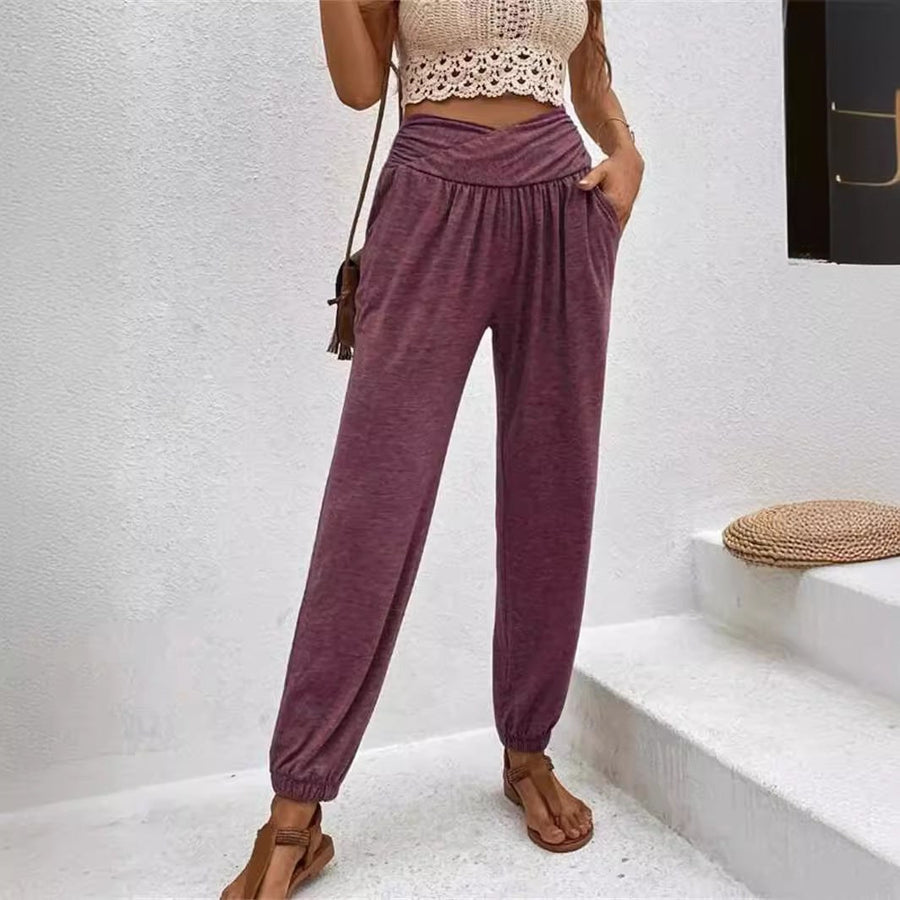 Mia Casual Trousers in Khaki