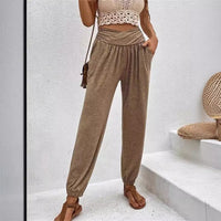 Mia Casual Trousers in Khaki
