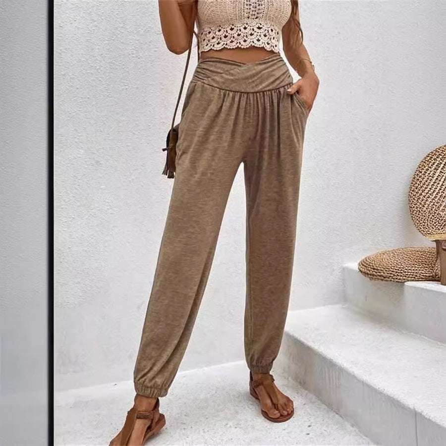 Mia Casual Trousers in Khaki