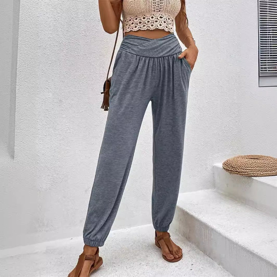 Mia Casual Trousers in Khaki