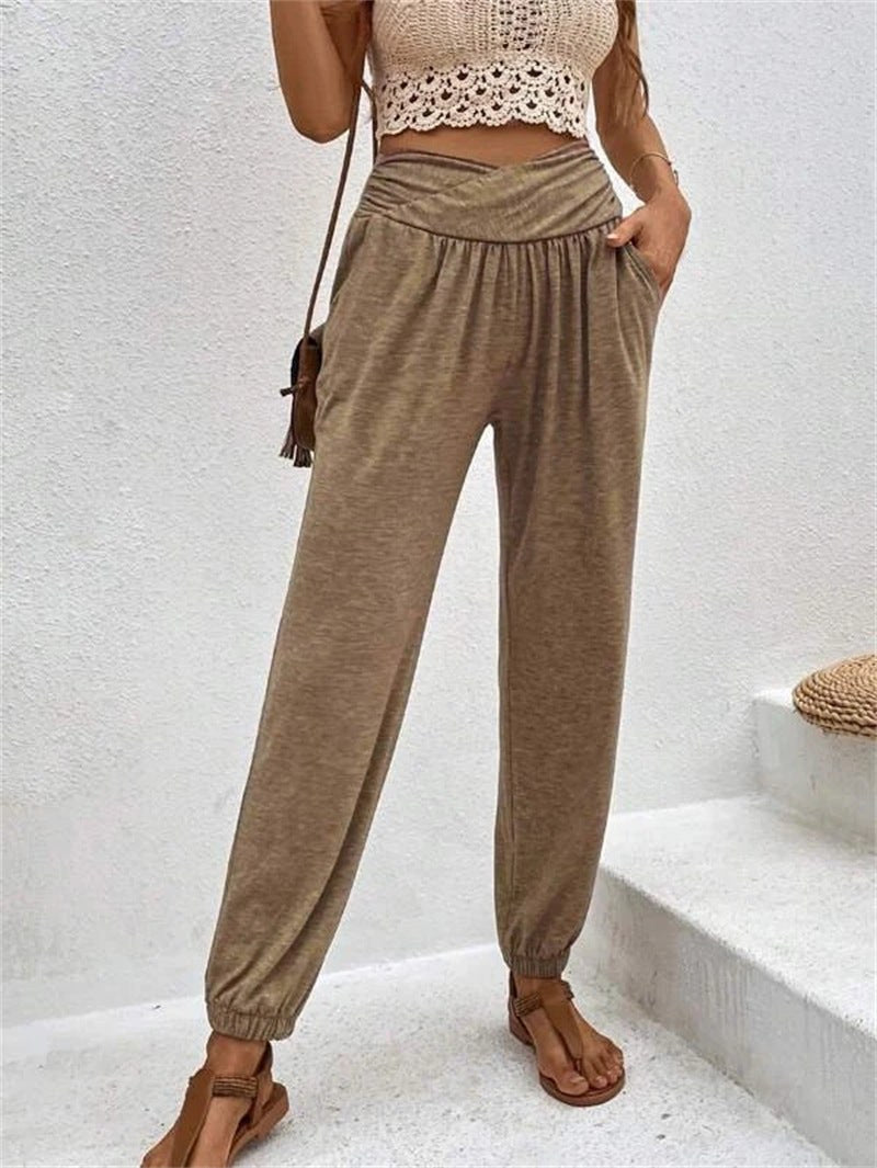 Mia Casual Trousers in Khaki