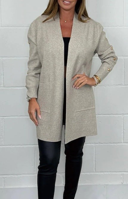 Mia Elegant Knit Cardigan with Pockets in Light Grey