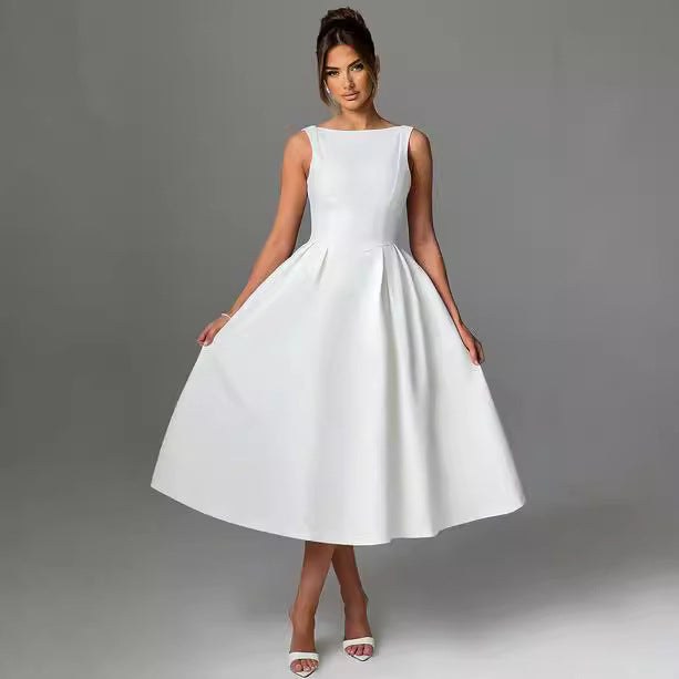 Mila Elegant Maxi Dress
