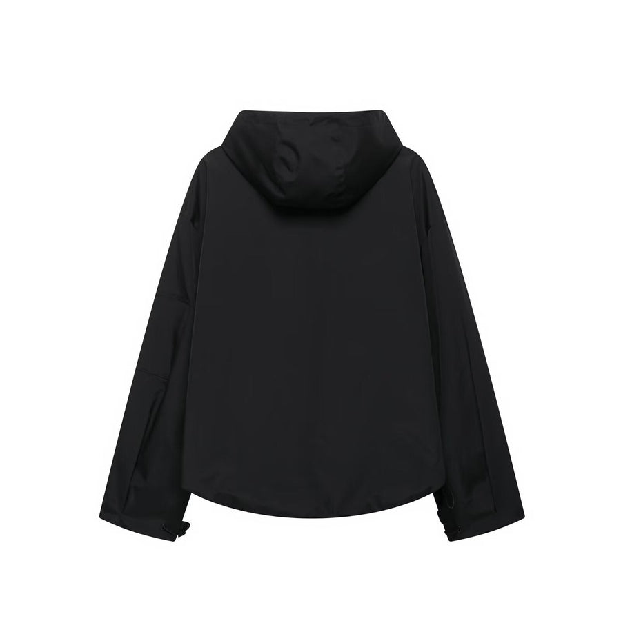 Mirabel Lightweight Jacket with Pockets in Black