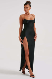 Ivy Maxi Dress – Black