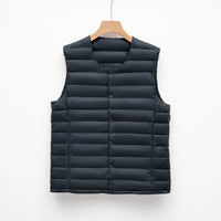Moira Lightweight Vest in Moss Green