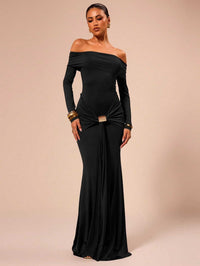 Monique Elegant Evening Dress in Black