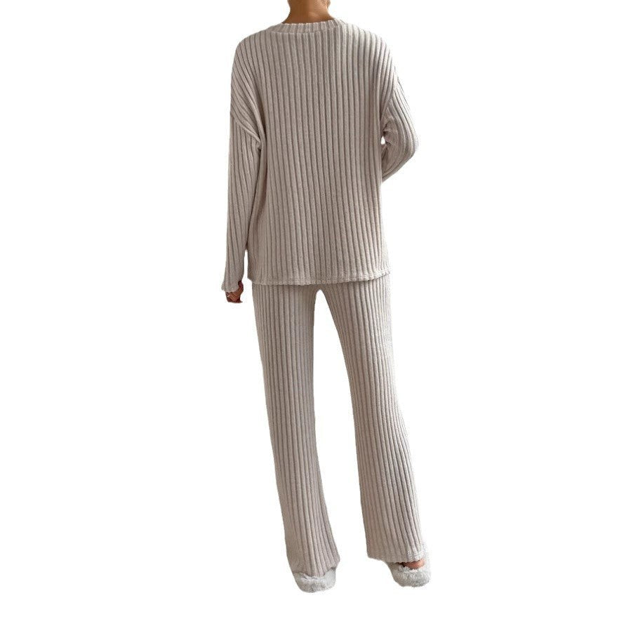 Nadia Comfortable Set