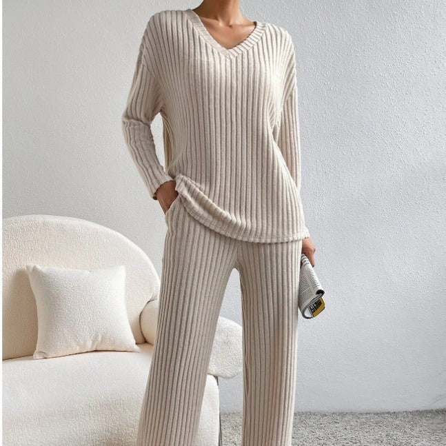 Nadia Comfortable Set