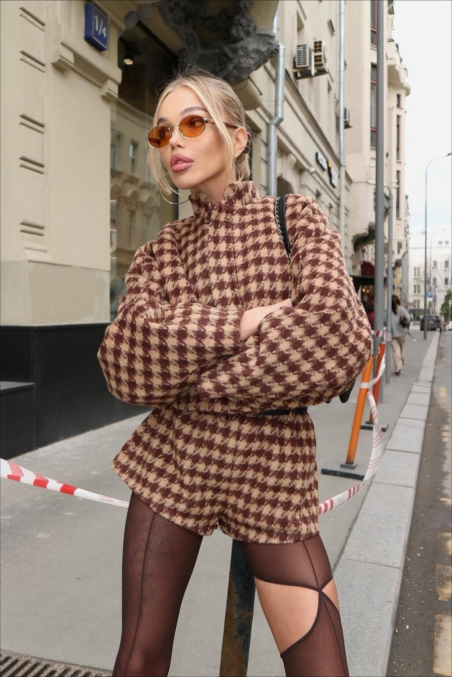 Nelvara Women's Co-Ord Set Houndstooth Jacket & Shorts in Brown