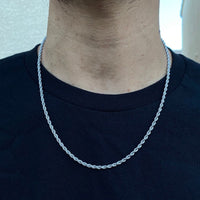 Niels Necklace in Silver