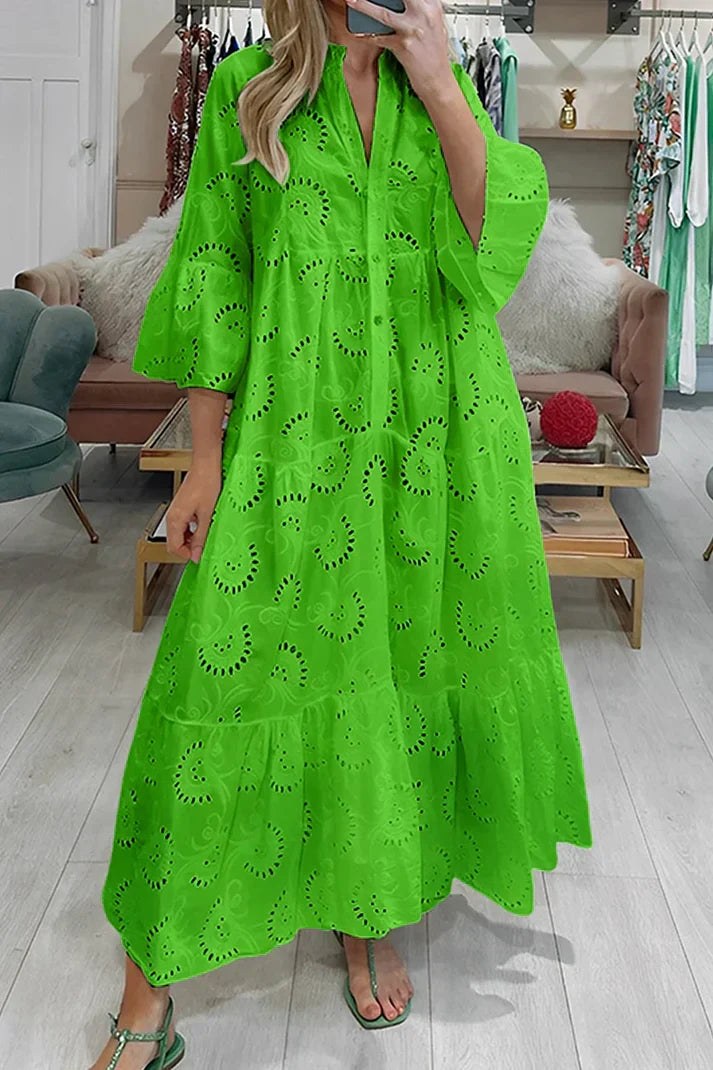 Noa Elegant Dress with Embroidery in Green