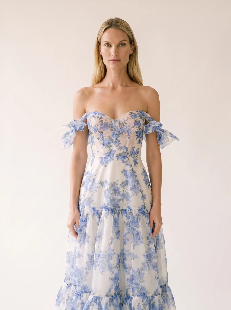 Noemi Blue 2