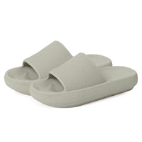 Nolan Slippers in Grey