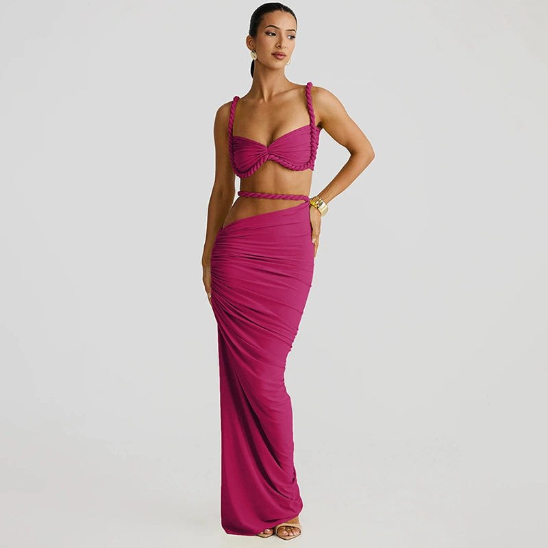 Nova Elegant Wrap Dress with Ruffles and Fitted in Fuchsia
