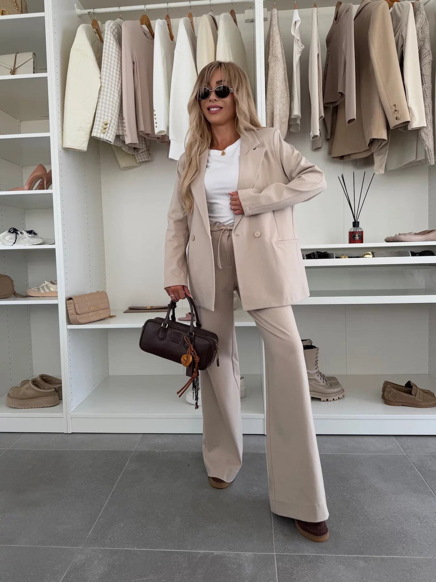 Novalie Elegant Blazer in Apricot