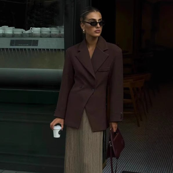 Octavia Elegant Jacket with Button Front and Pockets
