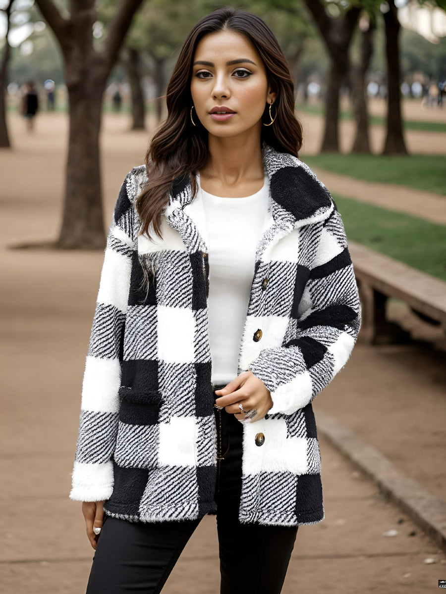 Opal Jacket with Pockets in Black