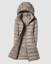 Opal Lightweight Jacket with Hood in Kampagne