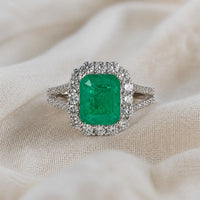 Emerald Regent Crown Ring