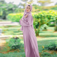 Orla Elegant Lace Dress in Light Purple