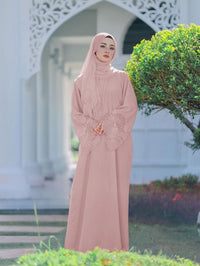 Orla Elegant Lace Dress in Pink
