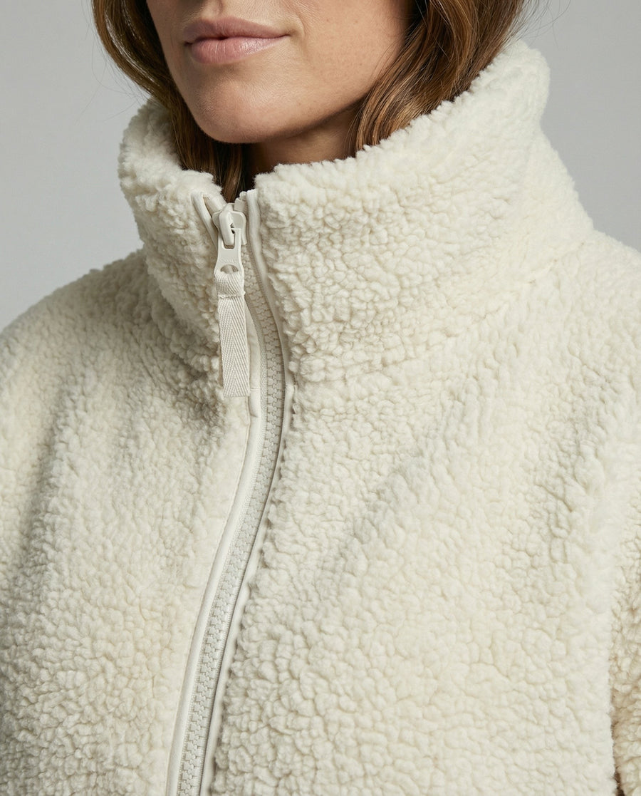 Oskar Warm Jacket with Oversized in Beige